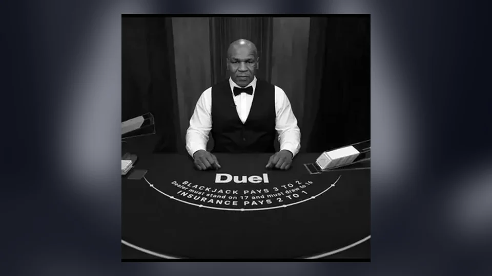 Mike Tyson at the Duel blackjack table